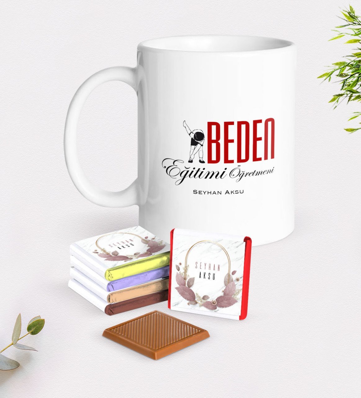 Kişiye Özel Beden Eğitimi Öğretmeni Beyaz Kupa ve Çikolata Hediye Seti