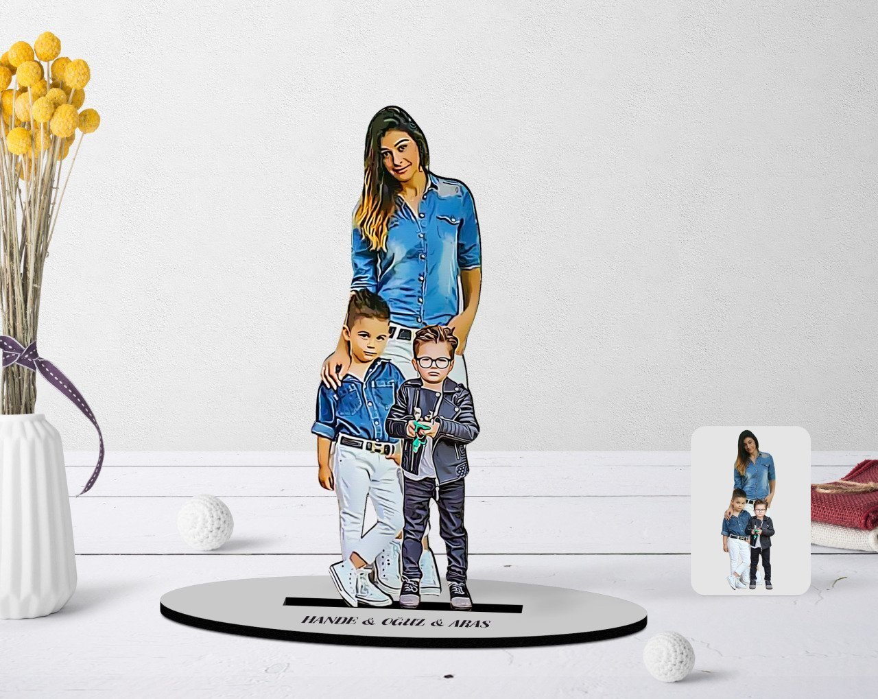 Kişiye Özel Tam Boy Anne ve Oğullar Karikatürlü Ahşap Biblo Model-1