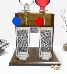 Kişiye Özel Renkli Baskılı İsimli İkili Vodka Bardağı ve Çift Musluklu Doğal Ahşap Vodka Standı-126