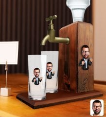 BK Gift Kabartmalı Karikatür Figürlü Musluklu Ahşap İçki Standı ve İkili Rakı Bardağı Hediye Seti-2