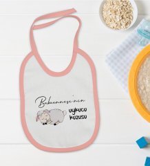 BK Kids Babaannesinin Uykucu Kuzusu Tasarımlı Pembe Bebek Mama Önlüğü