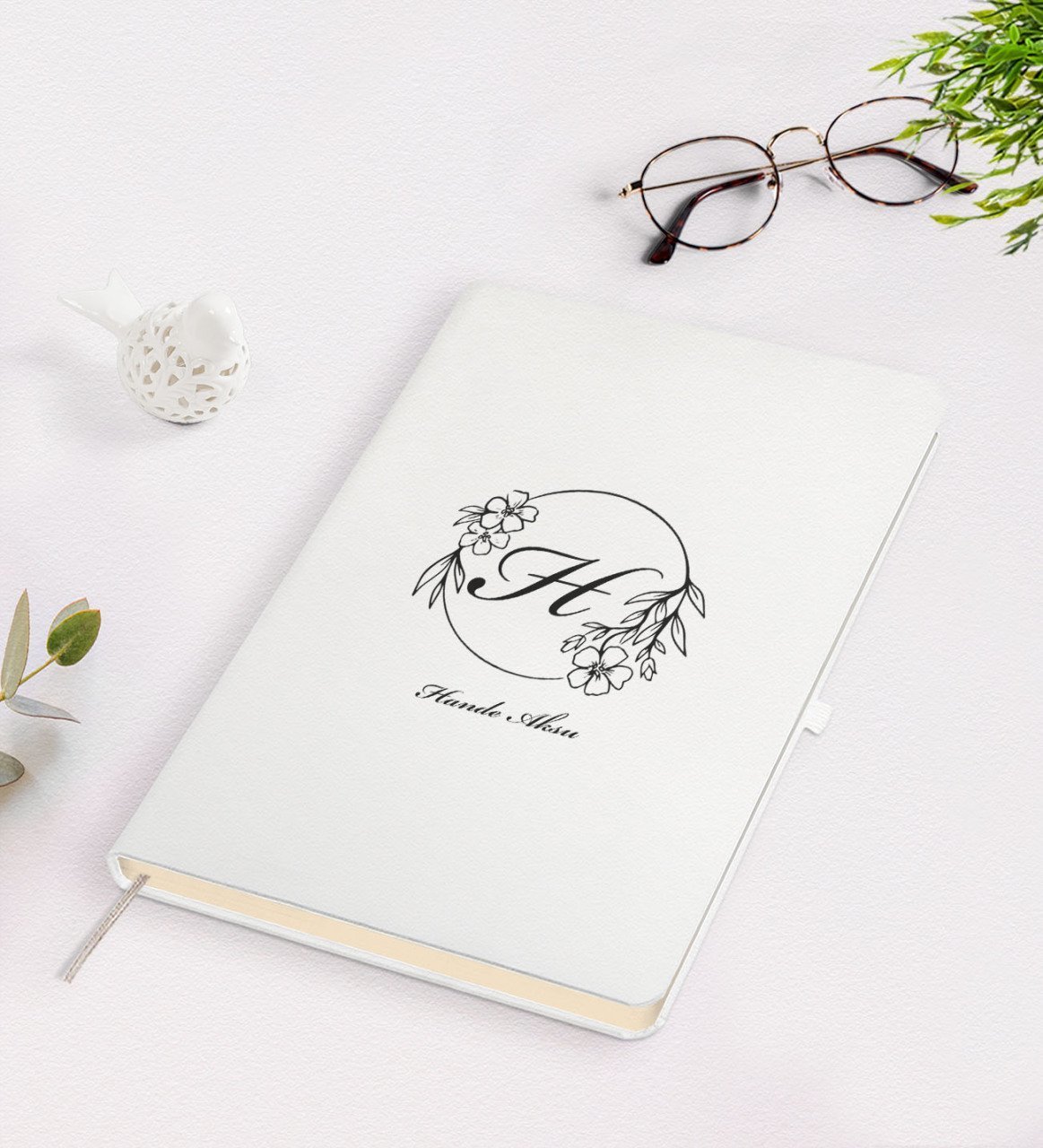 Kişiye Özel Baş Harf İsim Tasarımlı Beyaz Defter-5