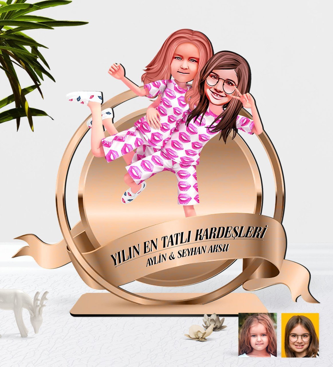 Kişiye Özel Kız Kardeşler Karikatürlü 3D Ahşap Biblo Plaket