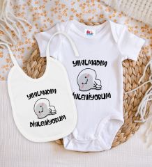 BK Kids Yıkılmadım Dinleniyorum Tasarımlı Beyaz Bebek Body Zıbın ve Mama Önlüğü Hediye Seti-1
