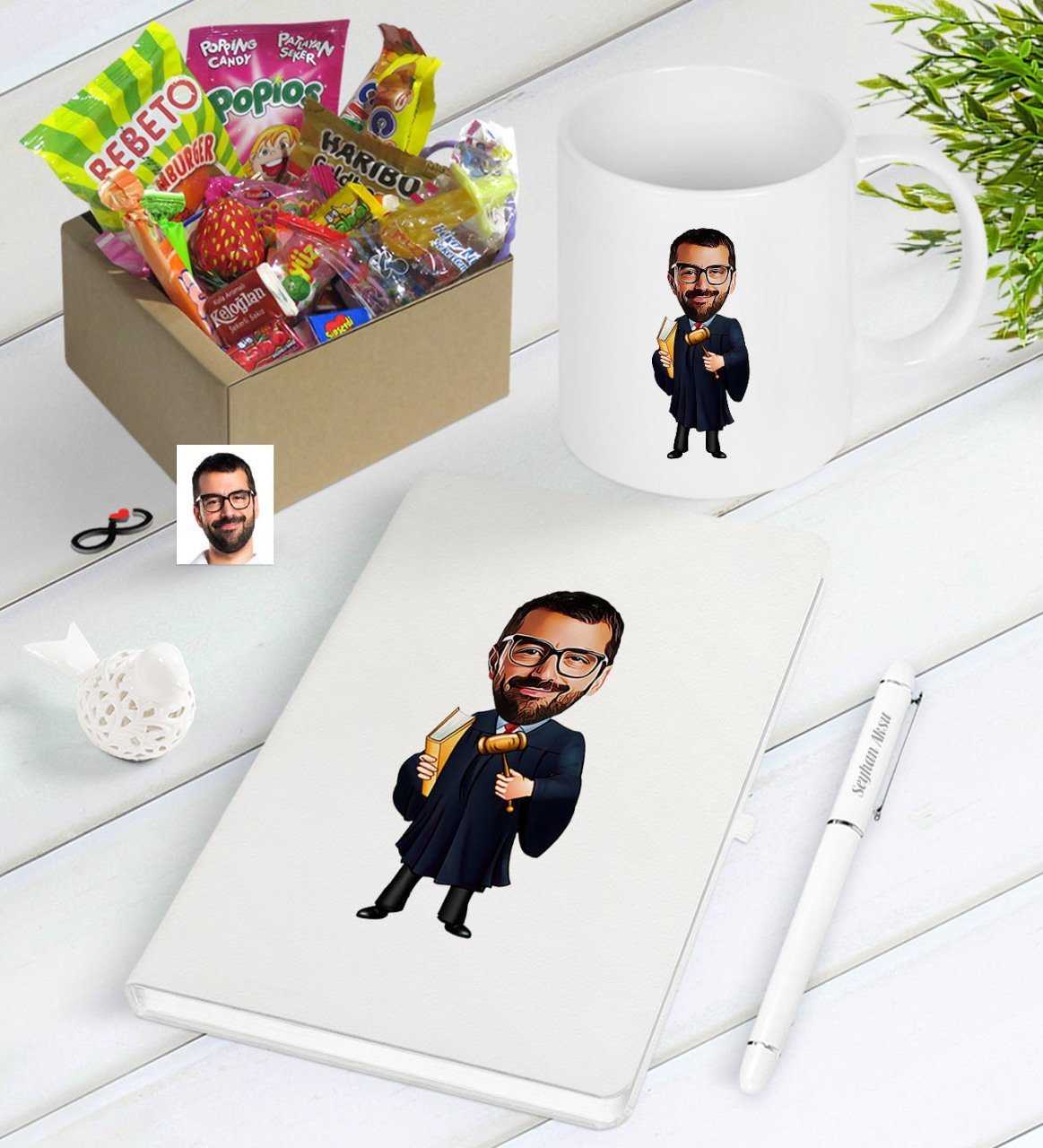 Kişiye Özel Bay Hakim Karikatürlü Nostaljik Lezzetler Defter Kalem Kupa Hediye Seti
