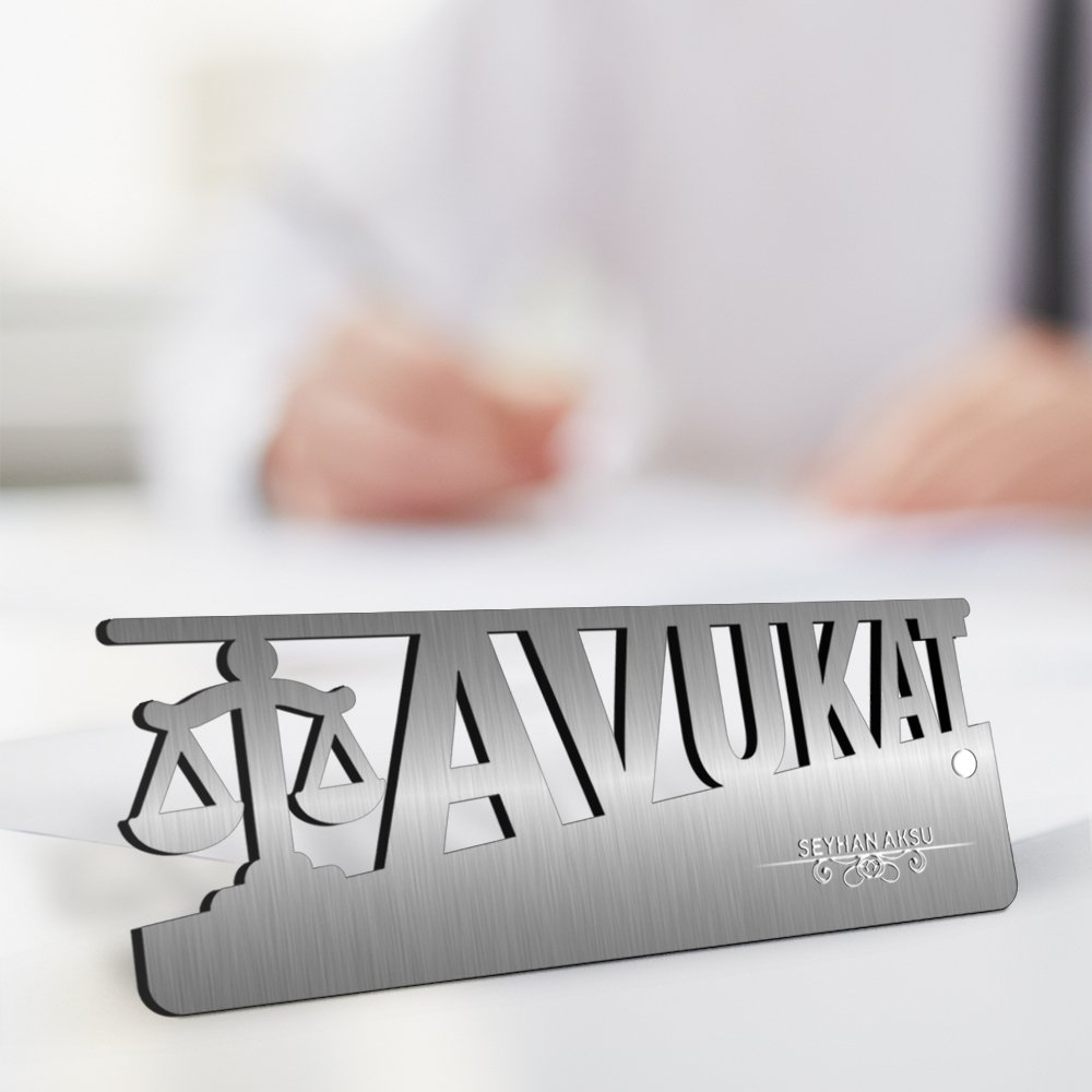 Kişiye Özel Mesleki Avukat Ahşap Masa İsimliği (Model E6)
