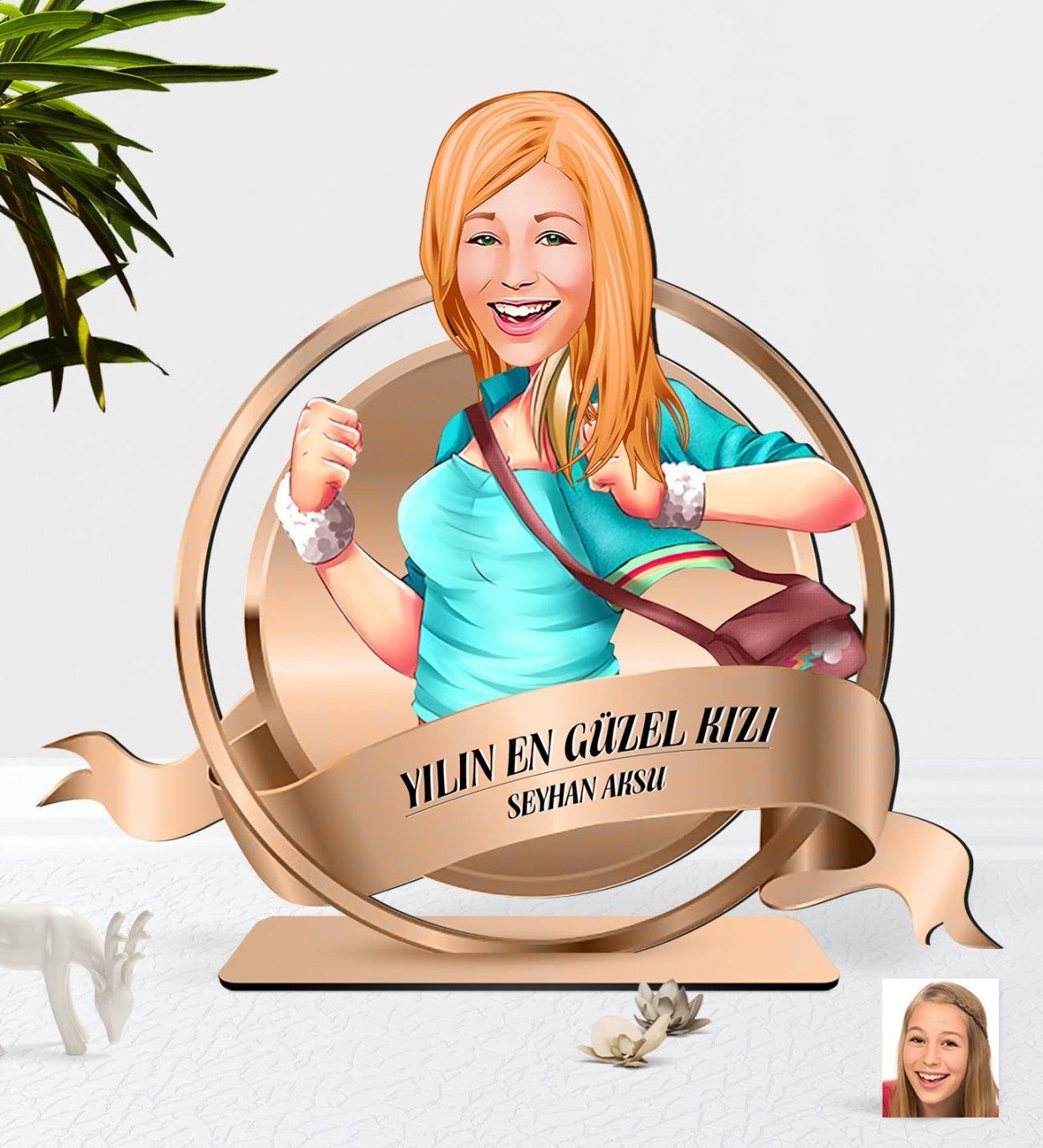 Kişiye Özel Kadın Karikatürlü 3D Ahşap Biblo Plaket-52
