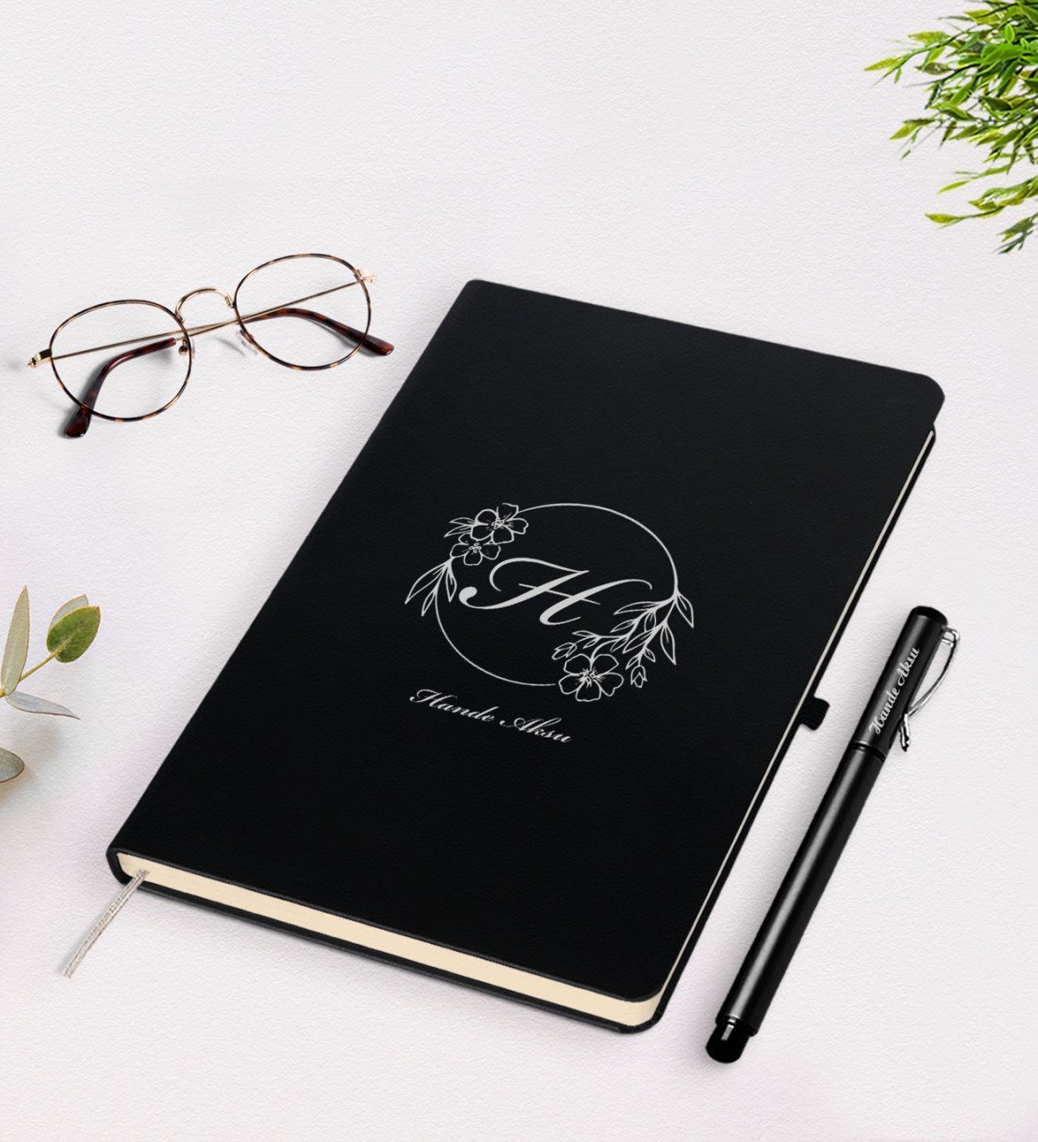 Kişiye Özel Baş Harf İsim Tasarımlı Siyah Defter Kalem Seti-5