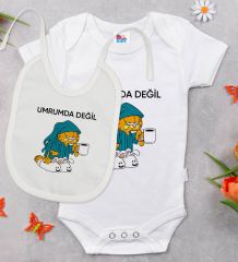 BK Kids Umrumda Değil Tasarımlı Beyaz Bebek Body Zıbın ve Mama Önlüğü Hediye Seti-1