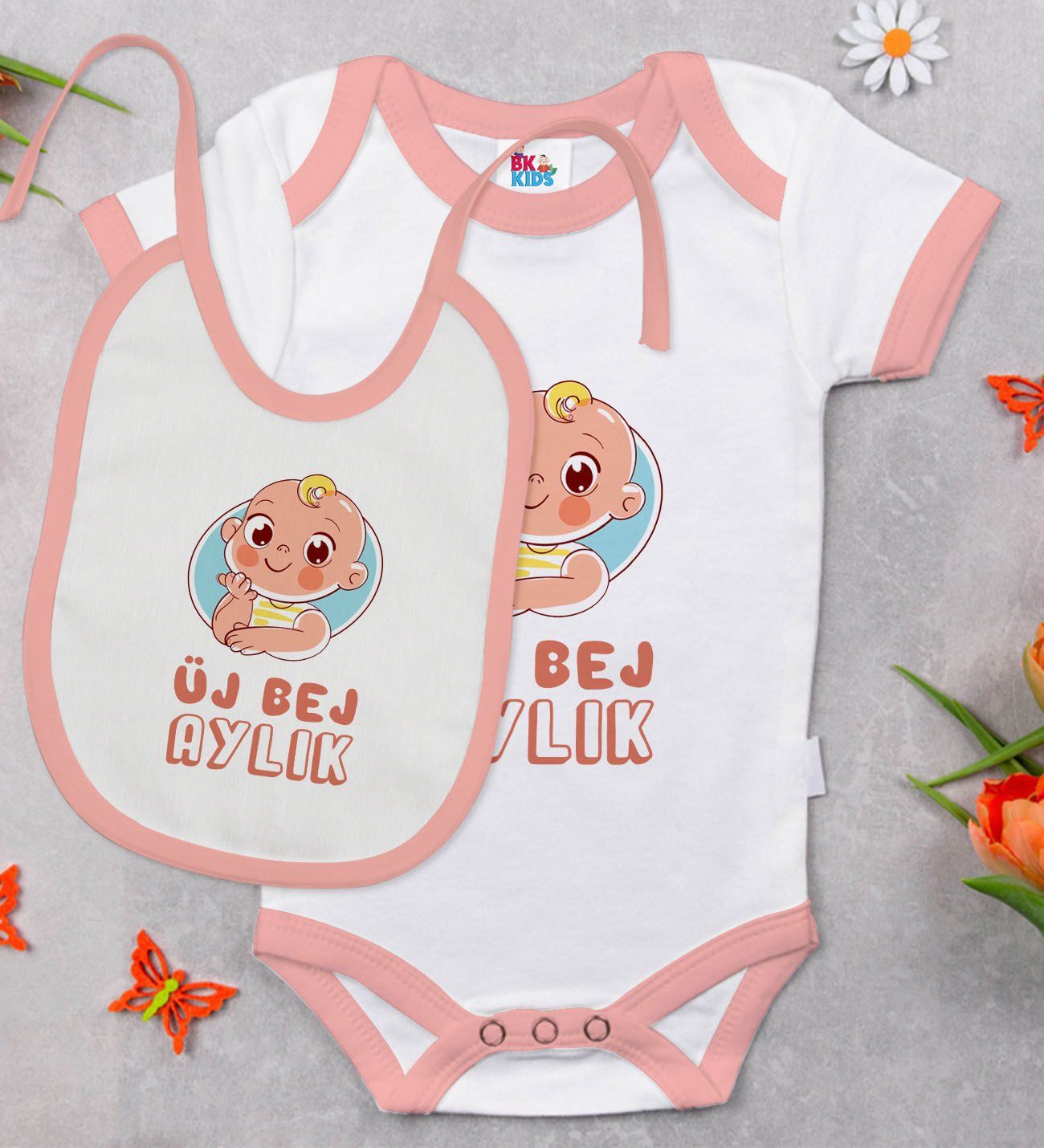 BK Kids Üj Bej Aylık Tasarımlı Pembe Bebek Body Zıbın ve Mama Önlüğü Hediye Seti-1