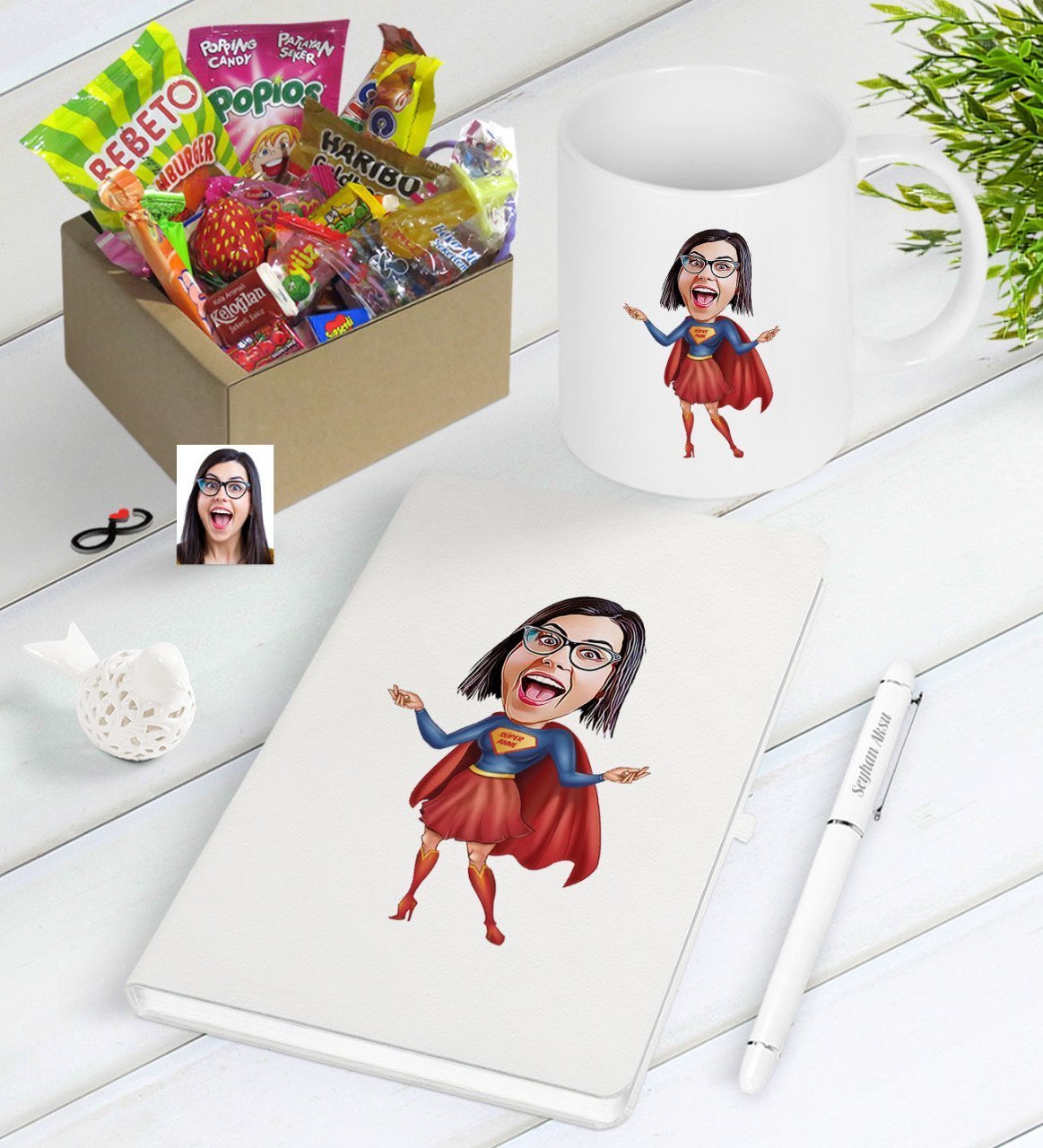 Kişiye Özel Süper Anne Karikatürlü Nostaljik Lezzetler Defter Kalem Kupa Hediye Seti