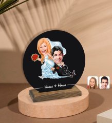 Kişiye Özel Evleniyoruz Karikatürlü Yuvarlak Ahşap Biblo-2