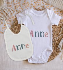 BK Kids Anne Tasarımlı Bebek Body Zıbın ve Mama Önlüğü Hediye Seti - Model 1