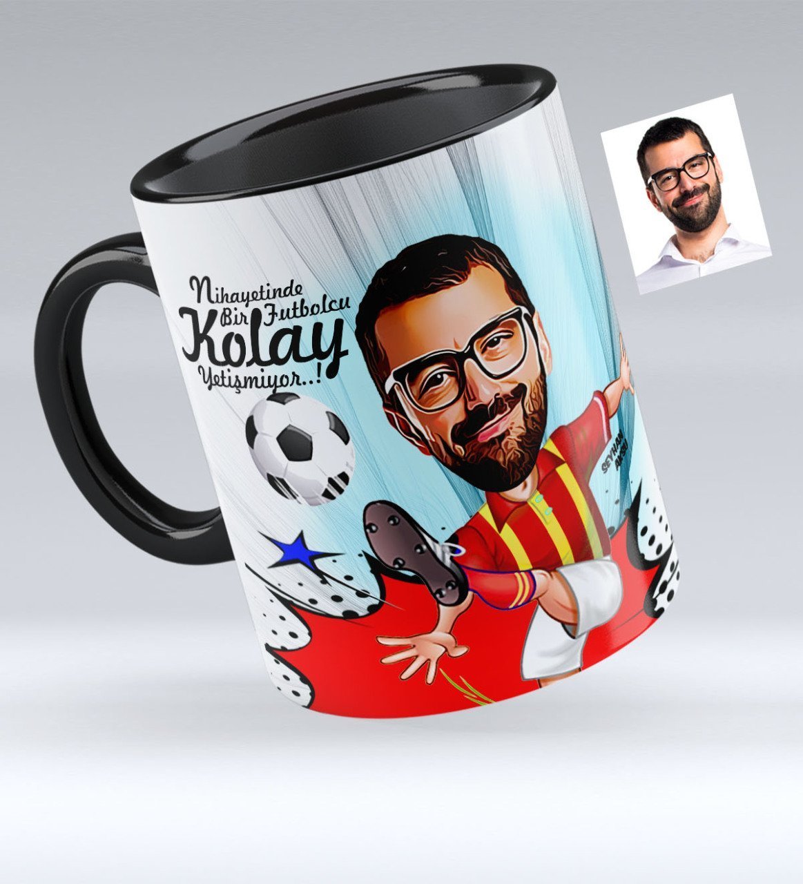 Kişiye Özel Bay Futbolcu Sarı Kırmızı Karikatürlü Siyah Kupa Bardak - 1