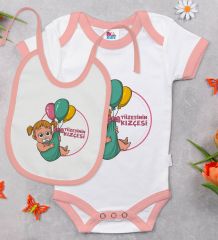 BK Kids Tiizesinin Kızçesi Tasarımlı Pembe Bebek Body Zıbın ve Mama Önlüğü Hediye Seti-1