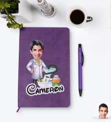 Kişiye Özel Erkek Eczacı Karikatürlü Mor Termo Deri Defter Kalem Seti Model 2