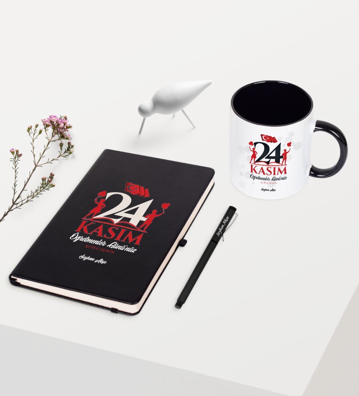 Kişiye Özel Öğretmenler Gününüz Kutlu Olsun Temalı Siyah Defter Kalem Kupa Seti - 2