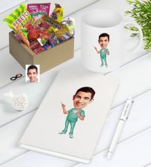 Kişiye Özel Bay Cerrah Karikatürlü Nostaljik Lezzetler Defter Kalem Kupa Hediye Seti