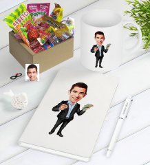 Kişiye Özel Bay Bankacı Karikatürlü Nostaljik Lezzetler Defter Kalem Kupa Hediye Seti-1