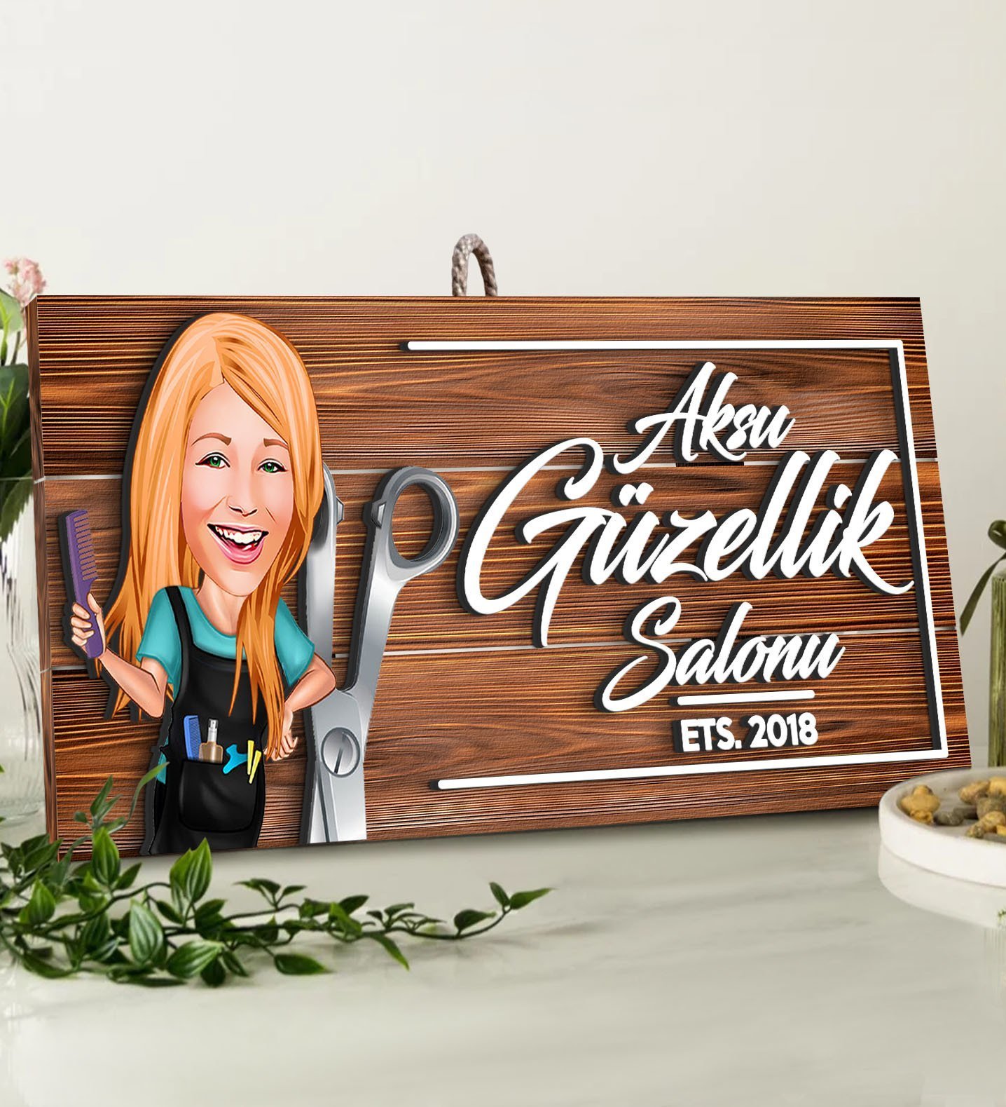 BK Gift Kişiye Özel Güzellik Salonu Karikatürlü Dekoratif Ahşap Tabela