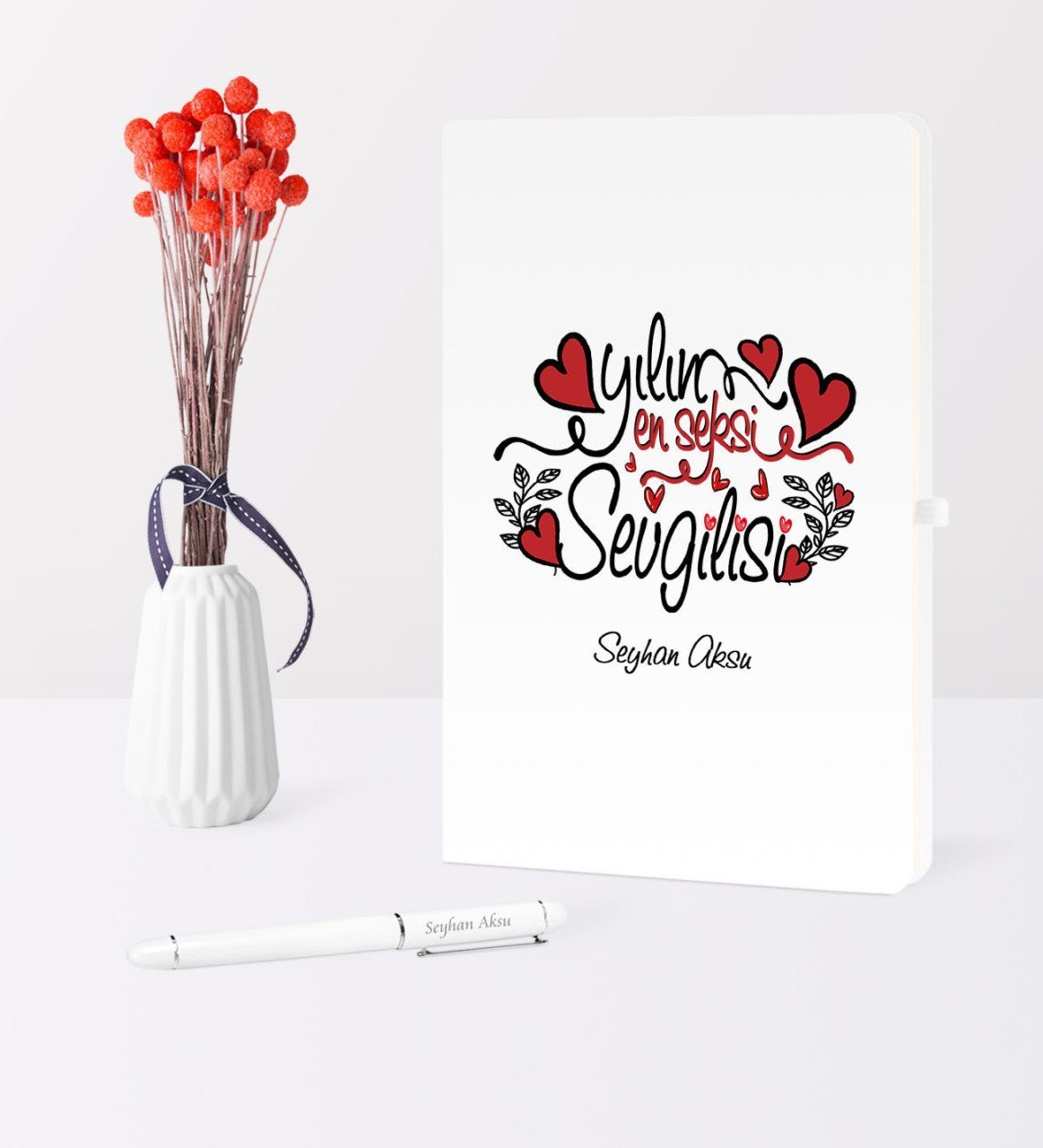 Kişiye Özel Yılın En Seksi Sevgilisi Temalı Beyaz Defter Kalem Seti