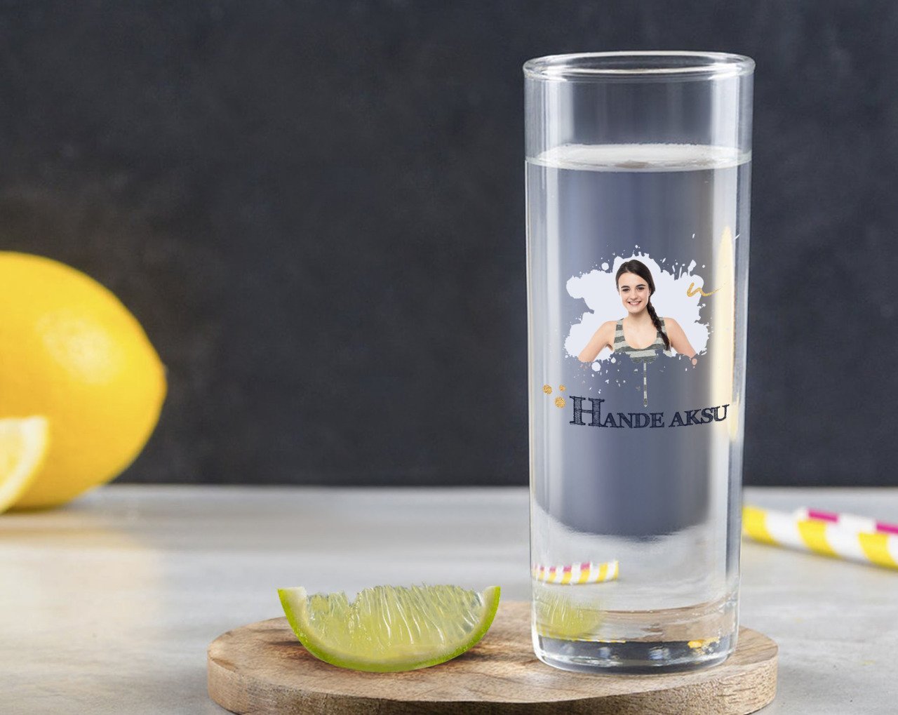 Kişiye Özel Renkli Baskılı İsimli Fotoğraflı Vodka Bardağı-1