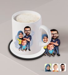 Kişiye Özel Tesettürlü Aile Karikatürlü Beyaz Kupa ve Ahşap Bardak Altlığı Hediye Seti-1