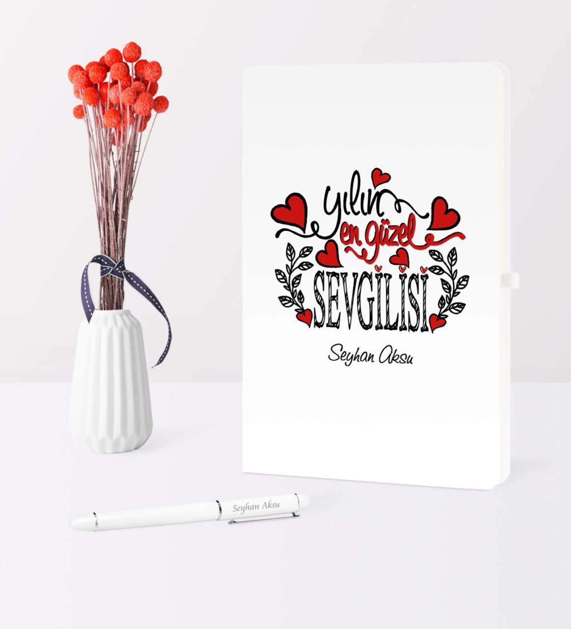 Kişiye Özel Yılın En Güzel Sevgilisi Temalı Beyaz Defter Kalem Seti