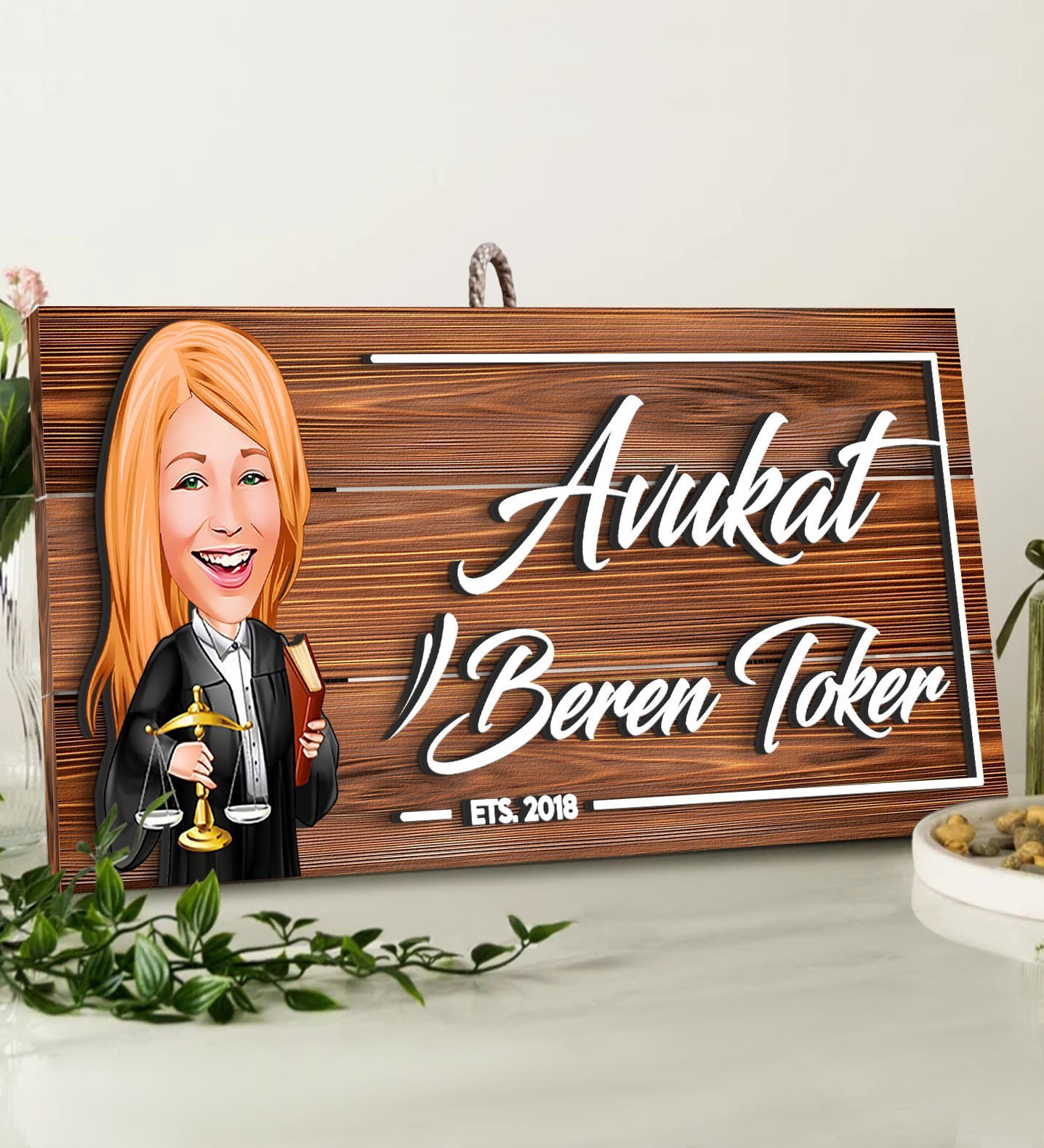 BK Gift Kişiye Özel Avukat Karikatürlü Dekoratif Ahşap Tabela-2
