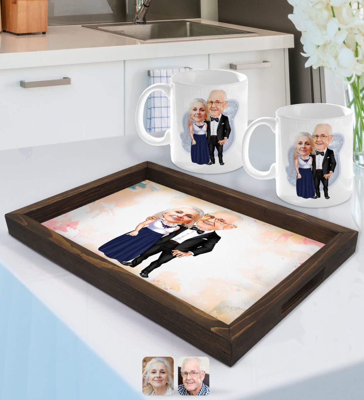 Kişiye Özel Dede ve Büyükanne Karikatürlü Doğal Ahşap Tepsi ve 2’li Kupa Bardak Seti-1