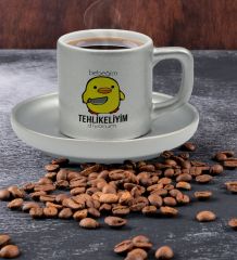 BK Gift Bebeğim Tehlikeliyim Diyorum Tasarımlı Mat Gümüş Yaldız Renk Türk Kahvesi Fincanı-1, Ev Hediyesi, Doğum Günü Hediyesi, Ev Hediyesi