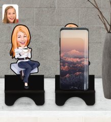 Kişiye Özel Kadın Karikatürlü Ahşap Biblo Telefon Standı-101