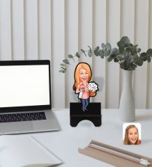 Kişiye Özel Ev Hanımı Karikatürlü Ahşap Biblo Telefon Standı-2