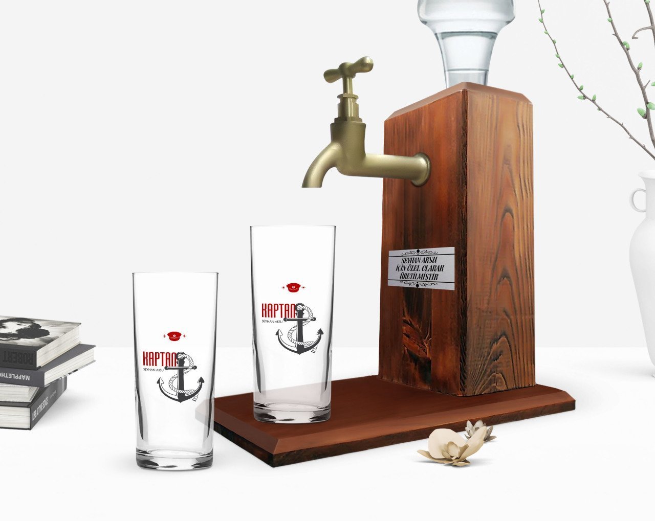 Kişiye Özel Renkli Baskılı Kaptan Tasarımlı İkili Rakı Bardağı ve Ahşap Rakı Standı Hediye Seti-1