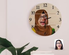 Kişiye Özel Kadın Arapça Öğretmeni Karikatürlü Otantik Ahşap Palet Saat-3