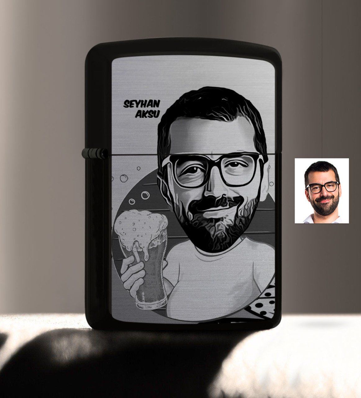 Kişiye Özel Şerefe Karikatürlü Benzinli Siyah Metal Çakmak - 1