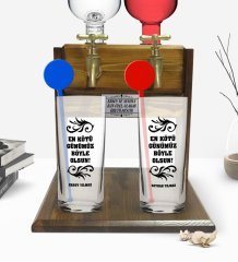 Kişiye Özel Renkli Baskılı En Kötü Günümüz Böyle Olsun Tasarımlı İkili Vodka Bardağı ve Çift Musluklu Doğal Ahşap Vodka Standı-1