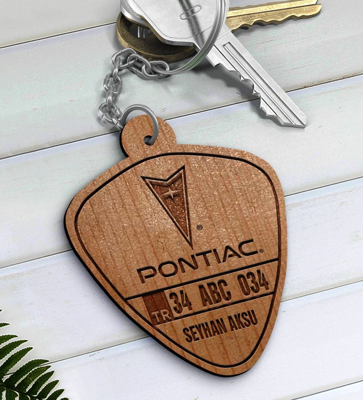 Kişiye Özel İsimli Plakalı Pontiac Ahşap Anahtarlık-1