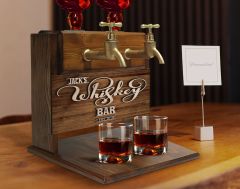 BK Gift Kişiye Özel Kabartma İsimli Çift Musluklu Doğal Ahşap Viski Standı, İçki Standı, Doğum Günü Hediyesi, Ev Hediyesi, Erkek Hediye-27