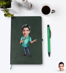 Kişiye Özel Erkek Şarkıcı Karikatürlü Yeşil Termo Deri Defter Kalem Seti Model 1