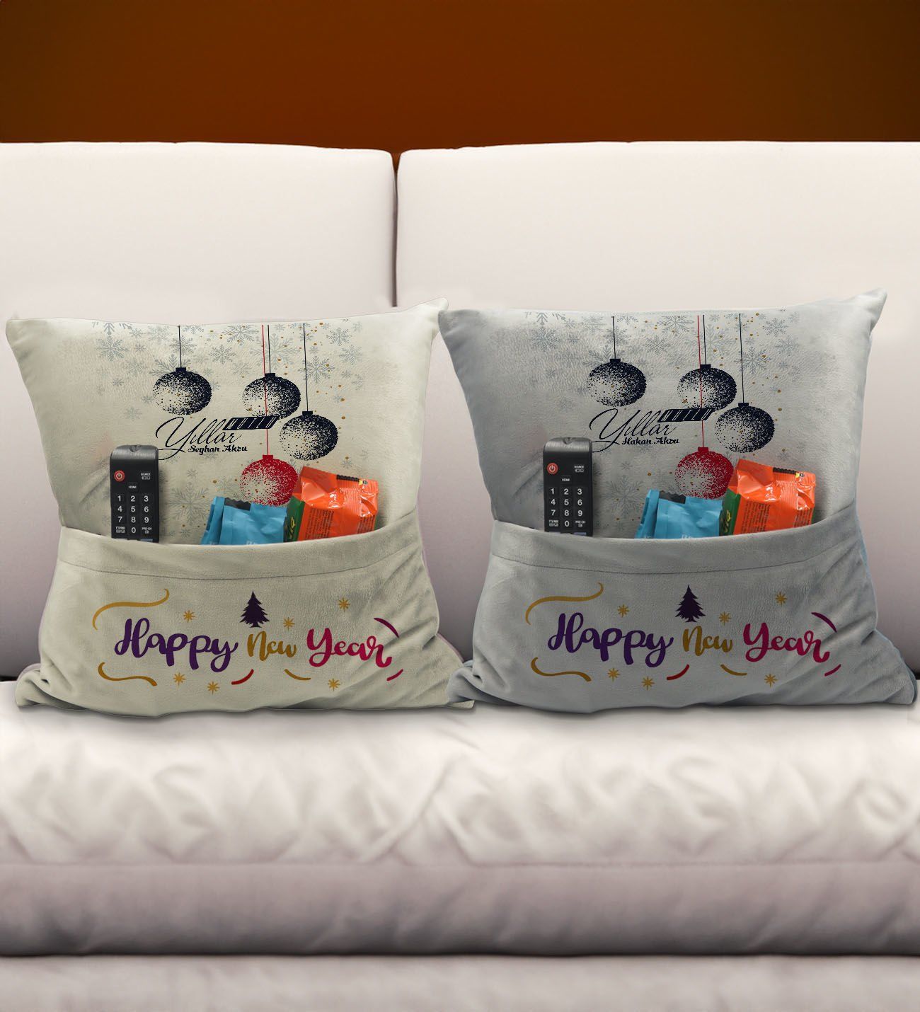 BK Gift Kişiye Özel Yılbaşı Tasarımlı 2'li Organizer Kumanda ve Atıştırmalık Cepli Krem&Gri Kırlent Yastık- 4, Yılbaşı Hediyesi, Yeni Yıl Hediyeleri