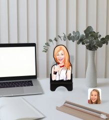 Kişiye Özel Kadın Karikatürlü Ahşap Biblo Telefon Standı-35