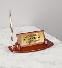 Kişiye Özel AC73-C Ceviz Gold Kalemli Ahşap Masa İsimliği