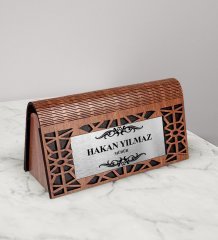 Kişiye Özel AHM-P01 Piramit Ahşap Masa isimliği