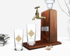 Kişiye Özel Renkli Baskılı İsimli İkili Rakı Bardağı ve Ahşap Rakı Standı Hediye Seti-109