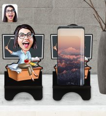 Kişiye Özel Kadın Öğretmen Karikatürlü Ahşap Biblo Telefon Standı-2