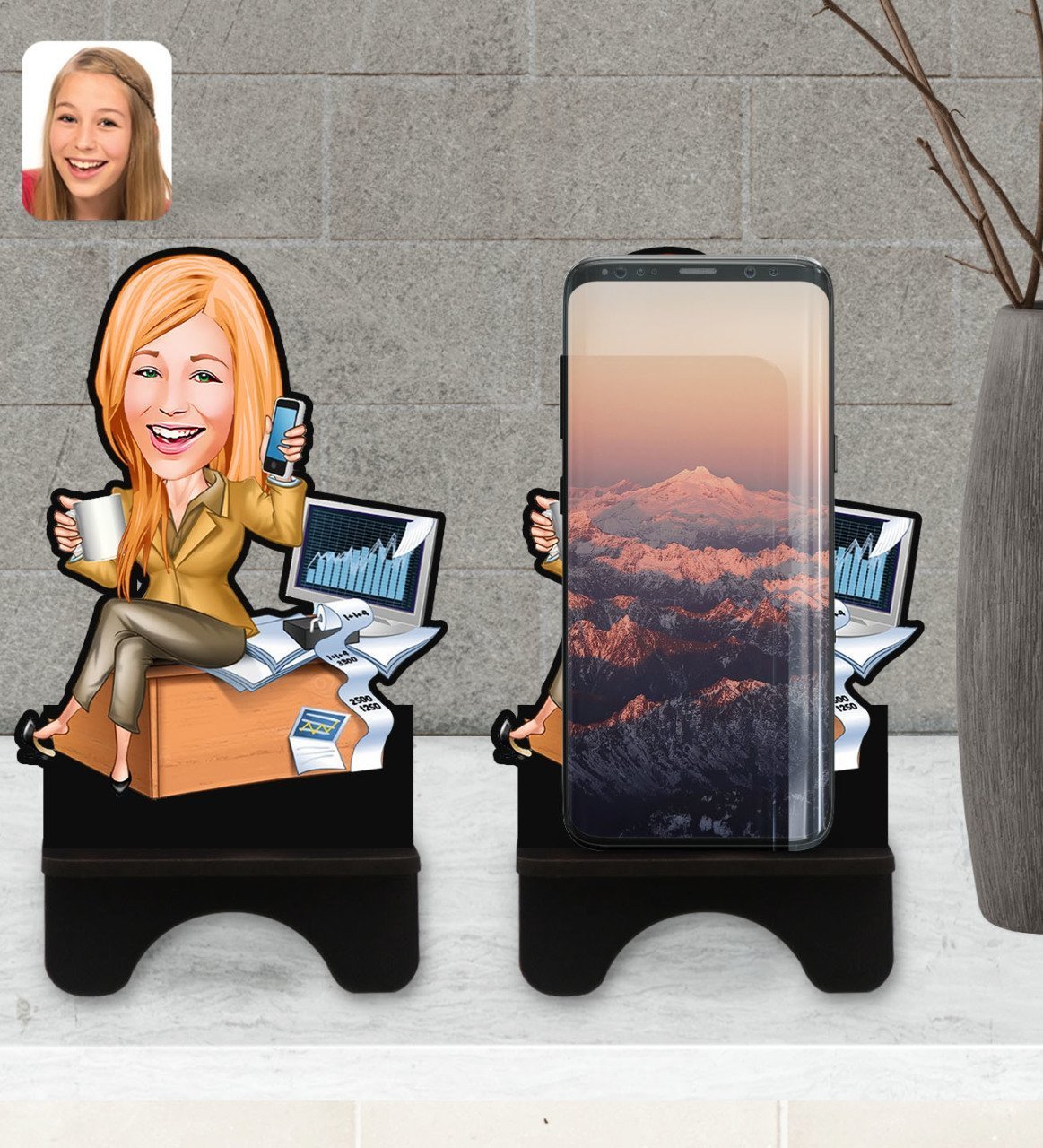 Kişiye Özel Kadın Muhasebeci Karikatürlü Ahşap Biblo Telefon Standı-1