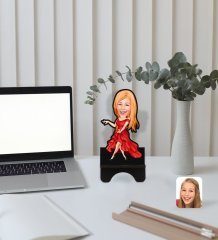 Kişiye Özel Kadın Manken Karikatürlü Ahşap Biblo Telefon Standı-1