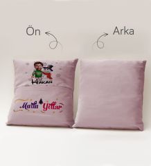 BK Gift Kişiye Özel Yılbaşı Karikatür Tasarımlı Organizer Kumanda ve Atıştırmalık Cepli Pembe Kırlent Yastık- 9, Yılbaşı Hediyesi, Yeni Yıl Hediyeleri
