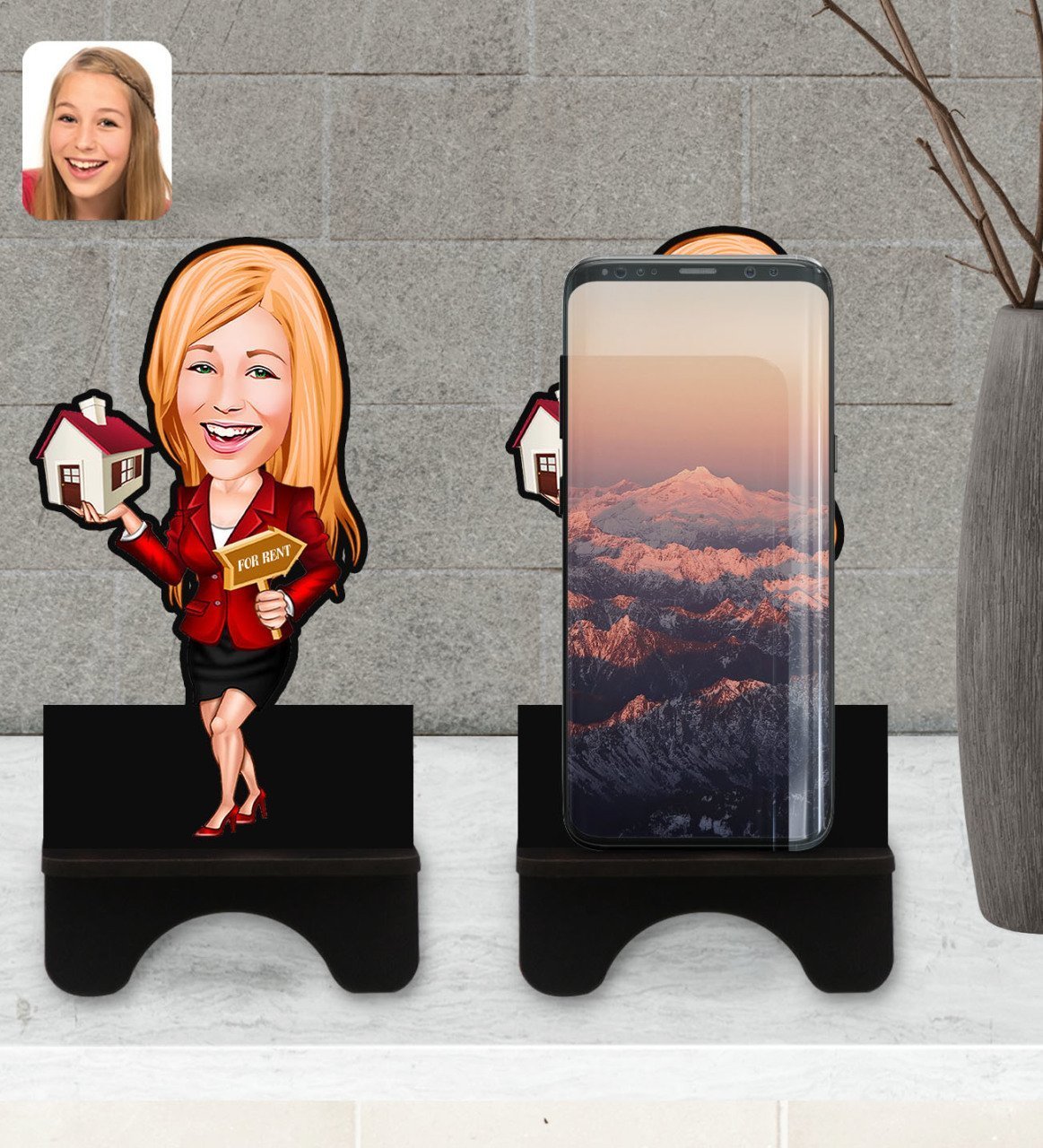 Kişiye Özel Kadın Emlakçı Karikatürlü Ahşap Biblo Telefon Standı-2